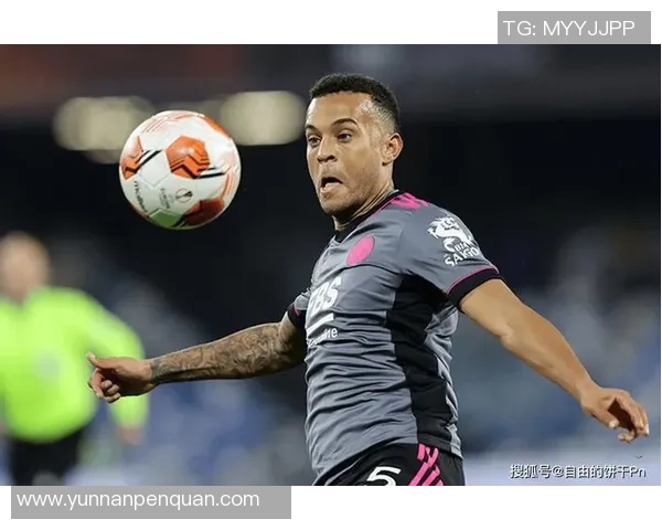 被忽视的绿茵传奇那些未被重视的足球明星背后的故事与成就